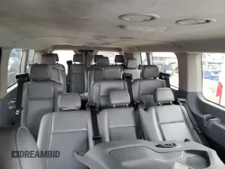 2018 Ford Transit Passenger XL z VIN 1FBZX2YM3JKA35423, wystawiony jako Copart lot #80974234 z przebiegiem Nie podano mil oraz Szkoda całkowita • Salvage title. Historia ofert i sprzedaży dostępna na DreamBid. Obrazek 10.