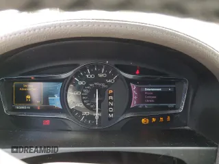 2011 Lincoln MKX z VIN 2LMDJ8JK6BBJ08962, wystawiony jako Copart lot #54329225 z przebiegiem 183 883 mil mil oraz Szkoda całkowita • Salvage title. Historia ofert i sprzedaży dostępna na DreamBid. Obrazek 9.