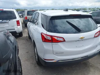 2018 Chevrolet Equinox LT with VIN 2GNAXJEV5J6118538, listed as a IAAI auction lot 40494856 with 1 mi miles. Bid and sale history available at carsss.com. Image 3.