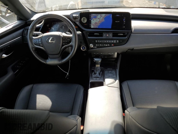 2022 Lexus ES 300h with VIN 58ADA1C16NU025675, listed as a Copart auction lot 54412515 with 33,917 mi miles and Salvage title. Bid and sale history available at DreamBid. Image 8.
