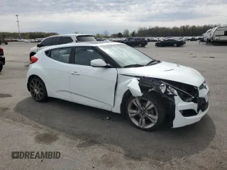 2013 Hyundai Veloster w/Gray Int with VIN KMHTC6AD7DU095627, listed as a Copart auction lot 52121225 with 86,261 mi miles and Salvage title. Bid and sale history available at DreamBid. Image 4.