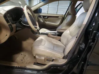 2004 Volvo V70 XC Cross Country with VIN YV1SZ59H641130475, listed as a Copart auction lot 49985455 with 168,328 mi miles and Salvage title. Bid and sale history available at DreamBid. Image 7.