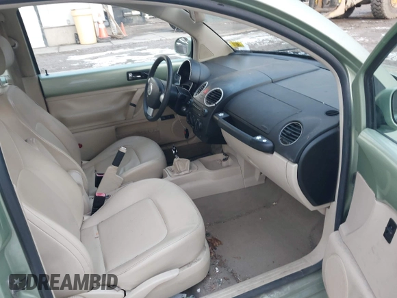 2008 Volkswagen Beetle S с VIN 3VWPG31C68M518009, выставлен на аукционе IAAI как лот 40982053 с пробегом 156 552 миль миль и . История ставок и продаж доступна на DreamBid. Изображение 5.