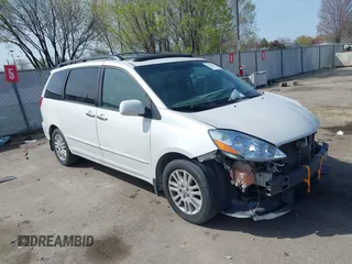 2007 Toyota Sienna XLE with VIN 5TDZK22C47S024376, listed as a IAAI auction lot 41979439 with 178,868 mi miles. Bid and sale history available at carsss.com. Image 1.