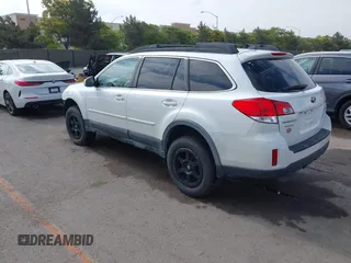 2014 Subaru Outback Limited z VIN 4S4BRBLC2E3229975, wystawiony jako IAAI lot #42617568 z przebiegiem 214 052 mil mil oraz . Historia ofert i sprzedaży dostępna na DreamBid. Obrazek 3.