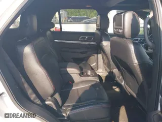 2016 Ford Explorer Sport with VIN 1FM5K8GT0GGB77899, listed as a IAAI auction lot 42076102 with 132,163 mi miles. Bid and sale history available at carsss.com. Image 8.