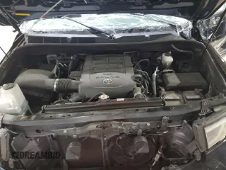2019 Toyota Sequoia Limited with VIN 5TDJY5G18KS172799, listed as a Copart auction lot 85010134 with 29,122 mi miles and Salvage Title. Bid and sale history available at carsss.com. Image 12.