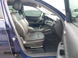 2019 Alfa Romeo Stelvio z VIN ZASPAKAN0K7C44623, wystawiony jako IAAI lot #42062414 z przebiegiem 68 722 mil mil oraz . Historia ofert i sprzedaży dostępna na DreamBid. Obrazek 5.