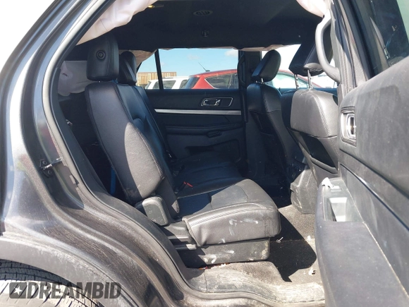 2018 Ford Explorer XLT with VIN 1FM5K8D8XJGC91593, listed as a IAAI auction lot 41838572 with 77,280 mi miles and . Bid and sale history available at carsss.com. Image 8.