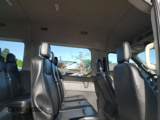 2020 Ford Transit Passenger XL с VIN 1FBAX2C87LKB39441, выставлен на аукционе Copart как лот 86386694 с пробегом 41 847 миль миль и Списание • Salvage title. История ставок и продаж доступна на DreamBid. Изображение 11.