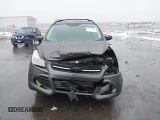 2013 Ford Escape SE с VIN 1FMCU9G94DUD86183, выставлен на аукционе IAAI как лот 41209082 с пробегом 187 273 миль миль и . История ставок и продаж доступна на DreamBid. Изображение 12.