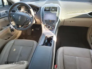 2020 Lincoln MKZ Reserve with VIN 3LN6L5E92LR603196, listed as a Copart auction lot 83011114 with 26,585 mi miles and Salvage title. Bid and sale history available at DreamBid. Image 8.