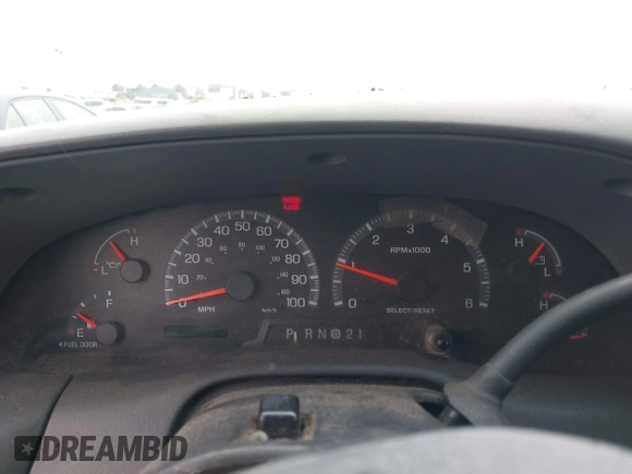2000 Ford F-150 XL with VIN 1FTRF17W7YKA49783, listed as a IAAI auction lot 42451665 with Not provided miles and . Bid and sale history available at DreamBid. Image 7.