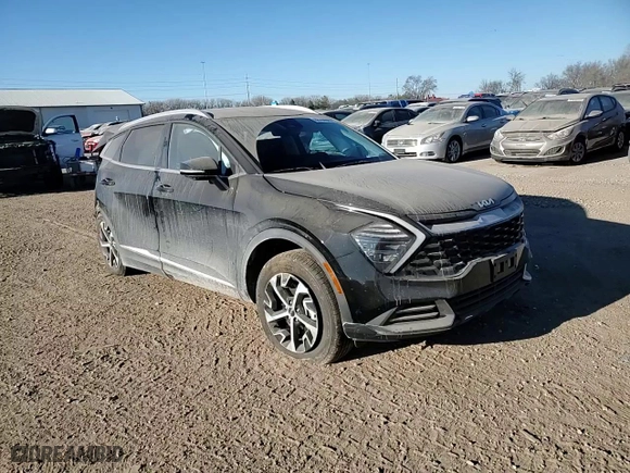 2024 Kia Sportage EX with VIN 5XYK3CDFXRG233343, listed as a Copart auction lot 88760645 with 9,839 mi miles and Salvage Title. Bid and sale history available at carsss.com. Image 12.