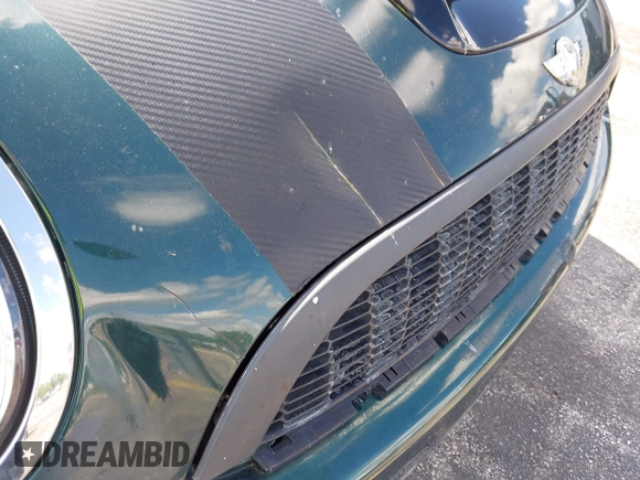 2007 MINI Hardtop S with VIN WMWMF73507TV30183, listed as a IAAI auction lot 42574374 with 90,334 mi miles and . Bid and sale history available at DreamBid. Image 14.