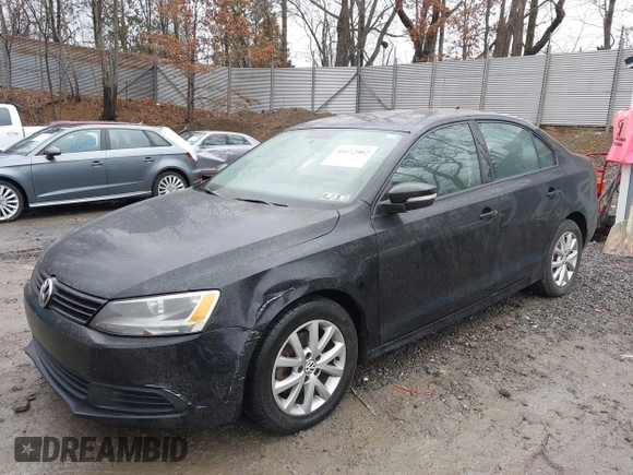 2011 Volkswagen Jetta SE с VIN 3VWBZ7AJ9BM395274, выставлен на аукционе IAAI как лот 41672902 с пробегом 79 218 миль миль и . История ставок и продаж доступна на DreamBid. Изображение 2.