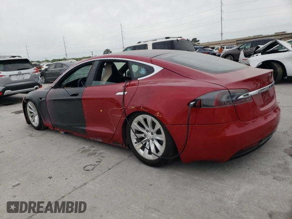 2019 Tesla Model S 75D z VIN 5YJSA1E29KF347384, wystawiony jako Copart lot #50622555 z przebiegiem Nie podano mil oraz Szkoda całkowita • Salvage title. Historia ofert i sprzedaży dostępna na DreamBid. Obrazek 2.