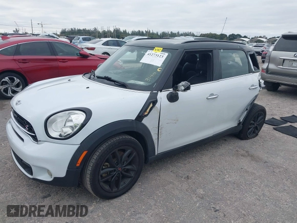 2015 MINI Countryman S z VIN WMWZC3C5XFWP53190, wystawiony jako IAAI lot #41273123 z przebiegiem 163 658 mil mil oraz . Historia ofert i sprzedaży dostępna na DreamBid. Obrazek 17.