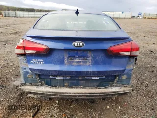 2018 Kia Forte LX with VIN 3KPFK4A7XJE167689, listed as a Copart auction lot 50832275 with 68,069 mi miles and Salvage Title. Bid and sale history available at carsss.com. Image 6.