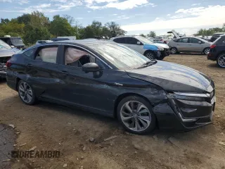 2018 Honda Clarity Plug-In Hybrid with VIN JHMZC5F12JC007445, listed as a Copart auction lot 72009864 with 117,685 mi miles and Salvage Title. Bid and sale history available at carsss.com. Image 4.