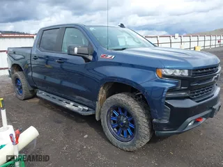 2019 Chevrolet Silverado 1500 LT Trail Boss with VIN 1GCPYFED1KZ307097, listed as a IAAI auction lot 41733438 with 62,660 mi miles. Bid and sale history available at carsss.com. Image 1.