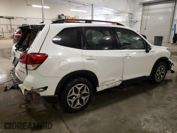2019 Subaru Forester Premium with VIN JF2SKAEC9KH576137, listed as a Copart auction lot 88975425 with 41,057 mi miles and Salvage Title. Bid and sale history available at carsss.com. Image 3.