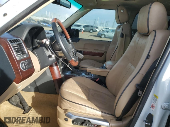 2011 Land Rover Range Rover HSE Lux с VIN SALMF1D4XBA340197, выставлен на аукционе Copart как лот 84349614 с пробегом 120 527 миль миль и Списание • Salvage title. История ставок и продаж доступна на DreamBid. Изображение 7.