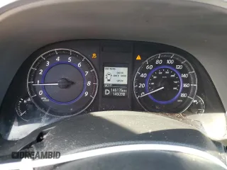 2016 Infiniti QX70 z VIN JN8CS1MW7GM752703, wystawiony jako Copart lot #45686395 z przebiegiem 146 176 mil mil oraz Szkody całkowita. Historia ofert i sprzedaży dostępna na DreamBid. Obrazek 9.