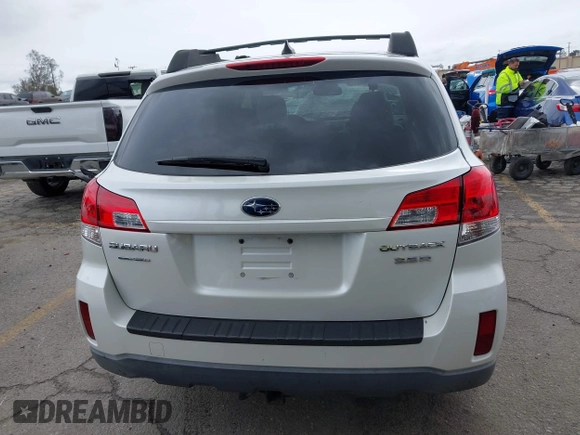 2011 Subaru Outback 3.6R Limited with VIN 4S4BRDJC7B2414801, listed as a IAAI auction lot 41722442 with 224,420 mi miles. Bid and sale history available at carsss.com. Image 16.