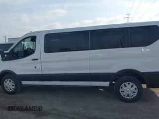 2022 Ford Transit Passenger XL with VIN 1FBAX2Y85NKA67506, listed as a IAAI auction lot 41509594 with 209,455 mi miles and . Bid and sale history available at DreamBid. Image 14.