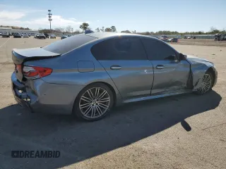 2018 BMW 5 Series M550i xDrive z VIN WBAJB9C55JB036120, wystawiony jako Copart lot #49134865 z przebiegiem Nie podano mil oraz Szkoda całkowita • Salvage title. Historia ofert i sprzedaży dostępna na DreamBid. Obrazek 3.