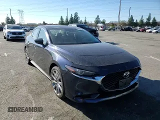 2020 Mazda 3 Premium with VIN JM1BPAEM4L1164114, listed as a Copart auction lot 83880834 with 25,590 mi miles and Salvage title. Bid and sale history available at DreamBid. Image 11.