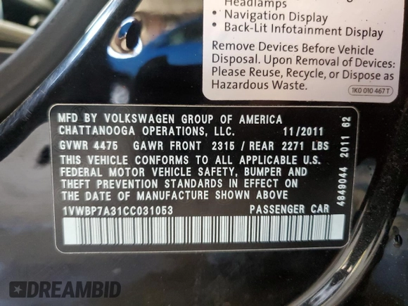 2012 Volkswagen Passat SE z VIN 1VWBP7A31CC031053, wystawiony jako Copart lot #59672125 z przebiegiem Nie podano mil oraz Szkoda całkowita • Salvage title. Historia ofert i sprzedaży dostępna na DreamBid. Obrazek 13.