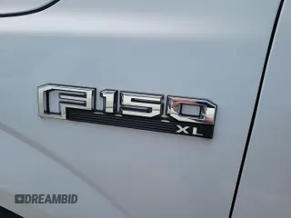 2018 Ford F-150 XL z VIN 1FTMF1EB6JKF86421, wystawiony jako IAAI lot #42789883 z przebiegiem 11 869 mil mil oraz . Historia ofert i sprzedaży dostępna na DreamBid. Obrazek 7.
