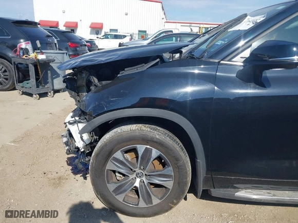 2023 Toyota Highlander L with VIN 5TDKDRAH5PS513192, listed as a IAAI auction lot 41672682 with 38,389 mi miles. Bid and sale history available at carsss.com. Image 18.