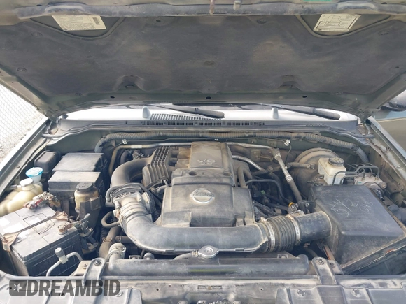 2005 Nissan Xterra S z VIN 5N1AN08W55C637420, wystawiony jako IAAI lot #42290949 z przebiegiem 252 493 mil mil oraz . Historia ofert i sprzedaży dostępna na DreamBid. Obrazek 10.