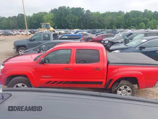 2008 Toyota Tacoma PreRunner z VIN 3TMJU62N78M059673, wystawiony jako IAAI lot #42285980 z przebiegiem 232 473 mil mil oraz . Historia ofert i sprzedaży dostępna na DreamBid. Obrazek 14.