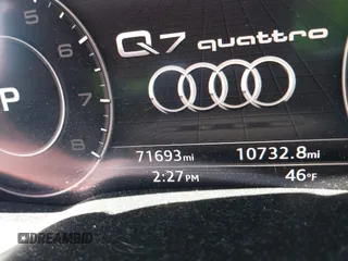 2018 Audi Q7 Premium Plus with VIN WA1LAAF70JD027840, listed as a IAAI auction lot 41695181 with 71,693 mi miles. Bid and sale history available at carsss.com. Image 15.