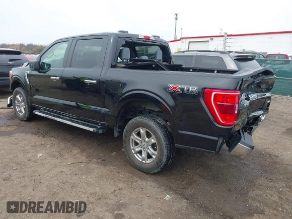 2022 Ford F-150 XL with VIN 1FTFW1E58NFB02945, listed as a IAAI auction lot 42013490 with 39,847 mi miles. Bid and sale history available at carsss.com. Image 3.