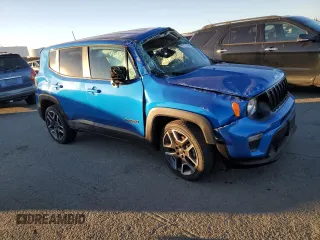 2020 Jeep Renegade Sport with VIN ZACNJAAB8LPL81164, listed as a Copart auction lot 79776084 with 66,708 mi miles and Salvage Title. Bid and sale history available at carsss.com. Image 4.
