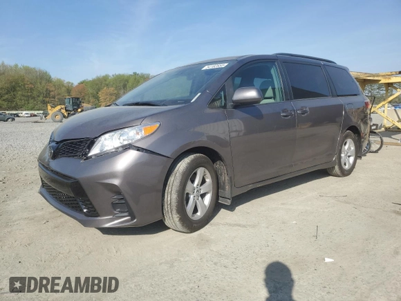 2019 Toyota Sienna LE Auto Access Seat with VIN 5TDKZ3DC3KS993465, listed as a Copart auction lot 54182655 with 702 mi miles and Clean title. Bid and sale history available at DreamBid. Image 1.