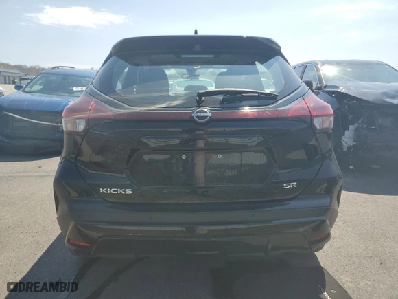 2024 Nissan Kicks SR with VIN 3N1CP5DV3RL492425, listed as a Copart auction lot 54416975 with 32,955 mi miles and Clean Title. Bid and sale history available at carsss.com. Image 6.