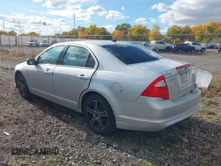 2011 Ford Fusion SEL with VIN 3FAHP0CG5BR335674, listed as a IAAI auction lot 40636468 with 141,869 mi miles. Bid and sale history available at carsss.com. Image 3.