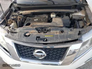 2014 Nissan Pathfinder S with VIN 5N1AR2MM7EC689345, listed as a IAAI auction lot 41868799 with 101,068 mi miles. Bid and sale history available at carsss.com. Image 10.