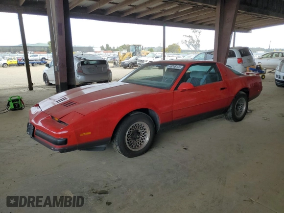 1986 Pontiac Firebird with VIN 1G2FX87S7GL202276, listed as a Copart auction lot 46745175 with 32,777 mi miles and Clean title. Bid and sale history available at DreamBid. Image 1.