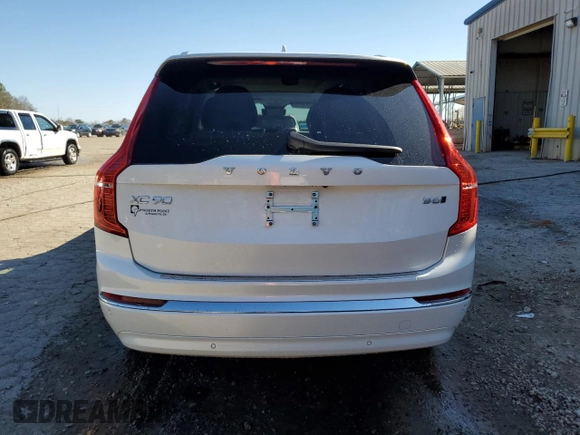 2025 Volvo XC90 Ultimate Bright Theme with VIN YV4062PF0S1296877, listed as a Copart auction lot 48514225 with 8,546 mi miles and Salvage Title. Bid and sale history available at carsss.com. Image 6.