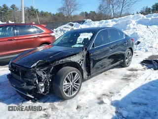 2015 Infiniti Q50 with VIN JN1BV7AR5FM390226, listed as a IAAI auction lot 41588250 with 121,928 mi miles. Bid and sale history available at carsss.com. Image 18.