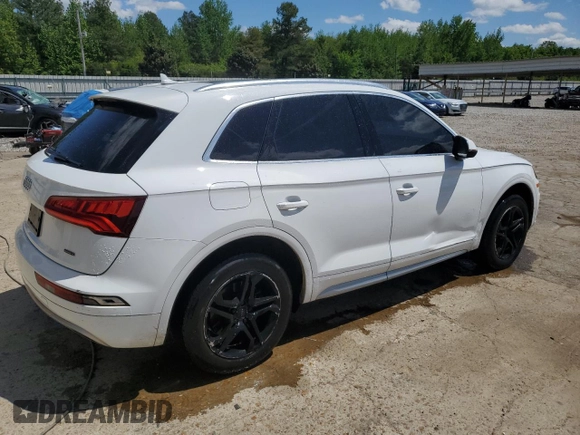 2019 Audi Q5 Premium with VIN WA1ANAFY2K2081660, listed as a Copart auction lot 54208325 with 111,082 mi miles and Clean Title. Bid and sale history available at carsss.com. Image 3.