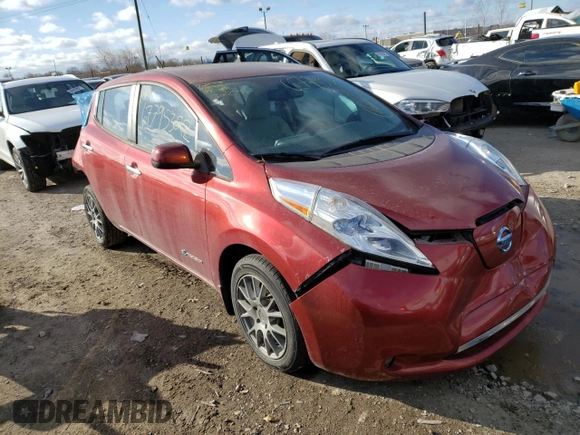 2015 Nissan LEAF SV with VIN 1N4AZ0CP8FC302748, listed as a Copart auction lot 67795322 with 51,746 mi miles. Bid and sale history available at carsss.com. Image 4.