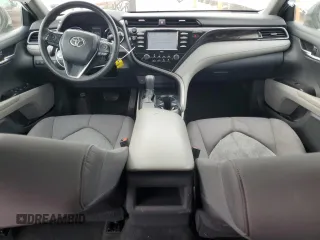 2020 Toyota Camry LE with VIN 4T1C11AK4LU930850, listed as a Copart auction lot 47626665 with 115,824 mi miles and Salvage Title. Bid and sale history available at DreamBid. Image 8.